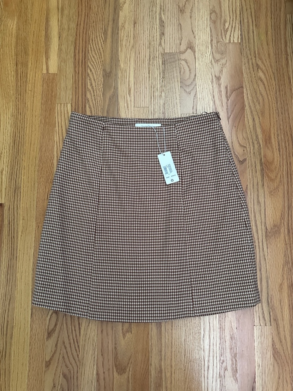 Favorite Daughter Houndstooth Mini Skirt in Brown and Cream